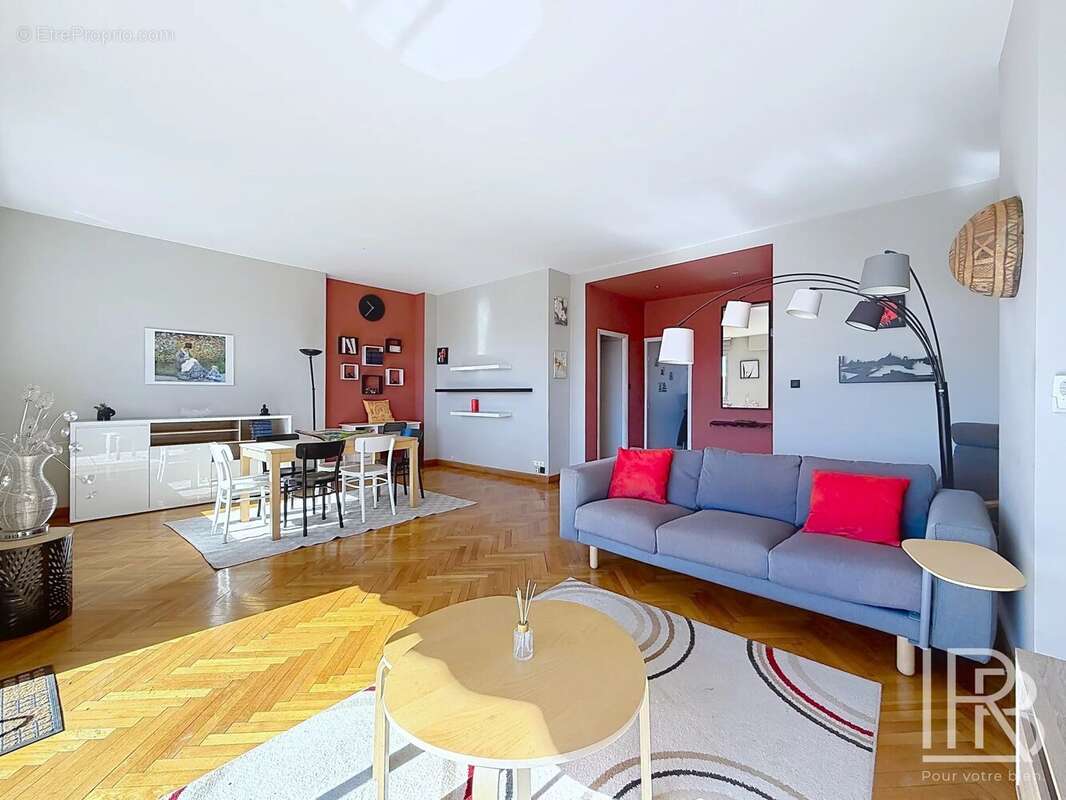 Appartement à MARSEILLE-6E
