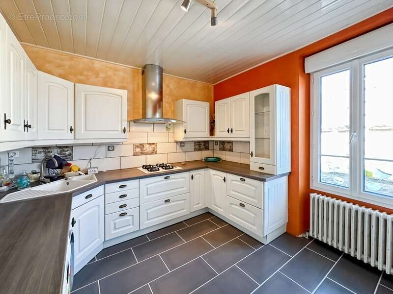 Maison à SOUPPES-SUR-LOING