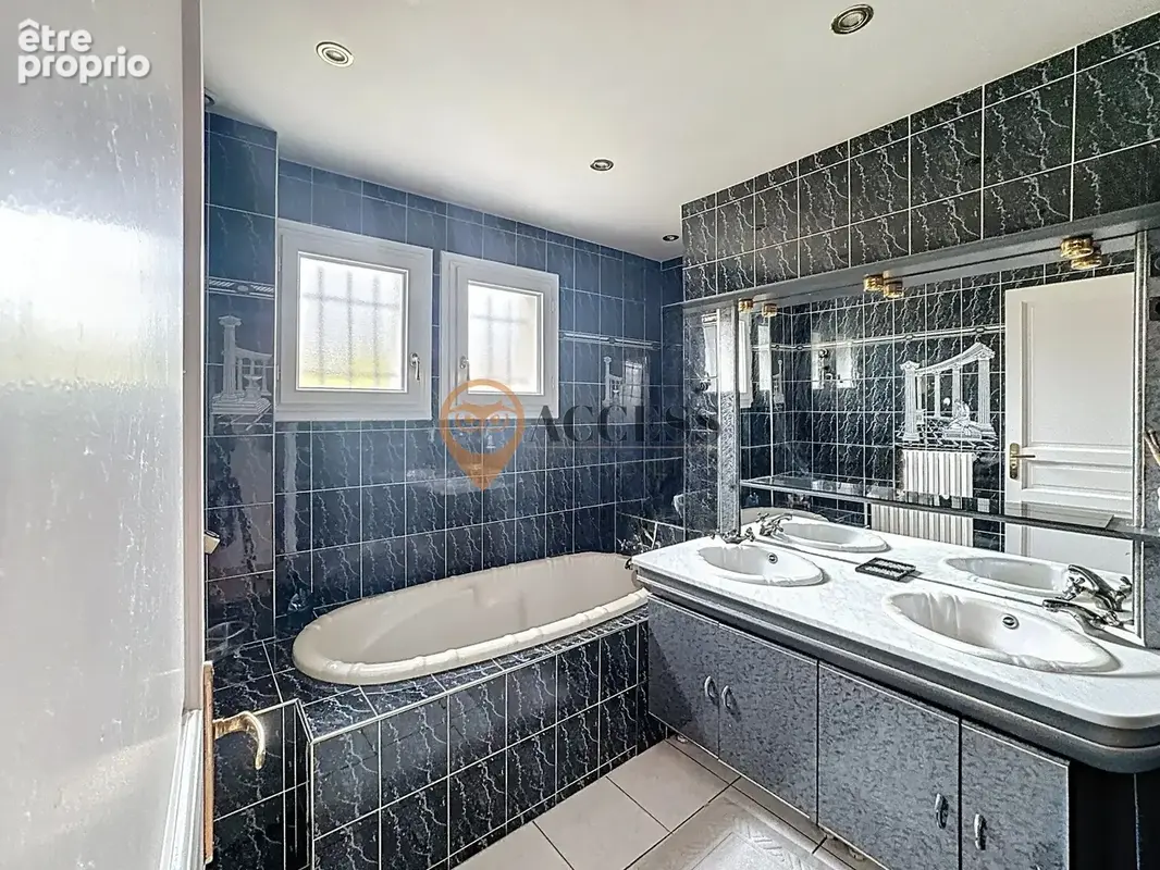 SARCELLES VILLAGE - Maison de plus de 180m2 - photo 11