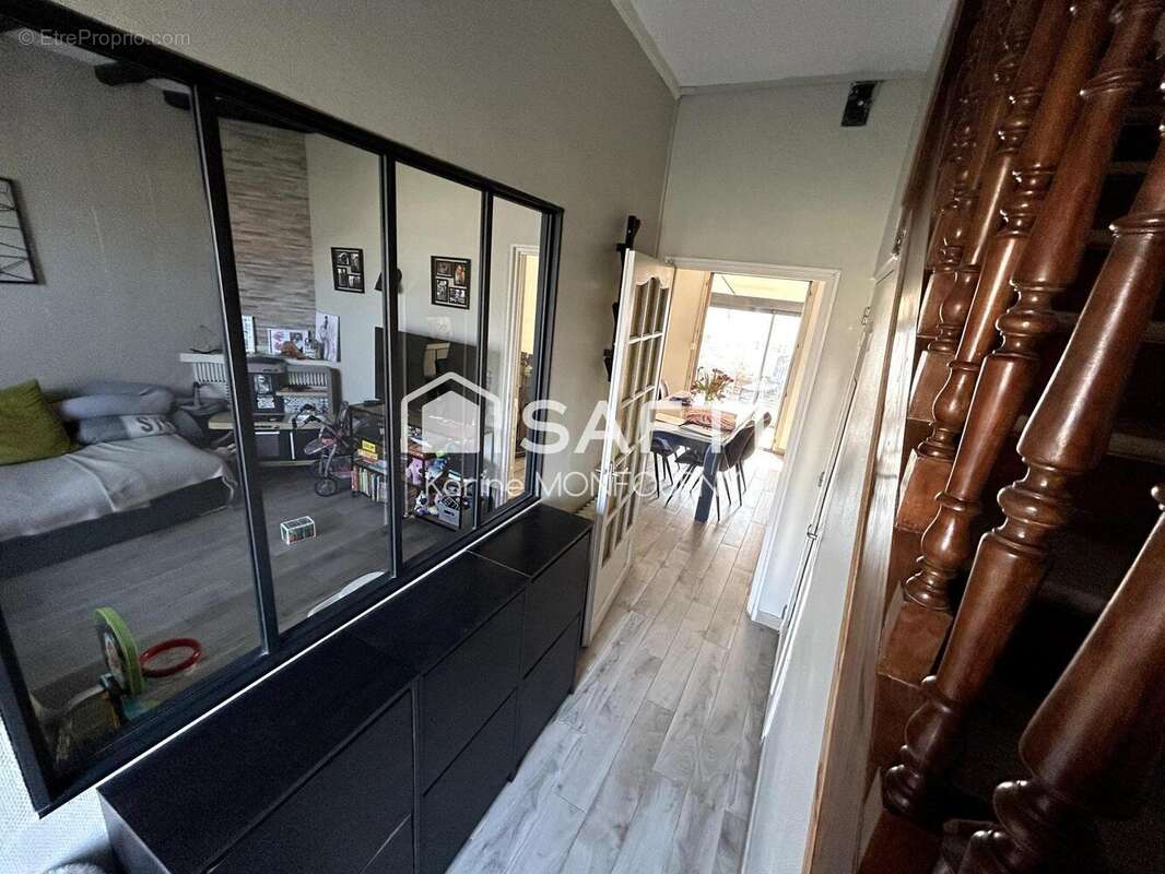 Maison 100 m² à Saint-Quentin  - photo 2