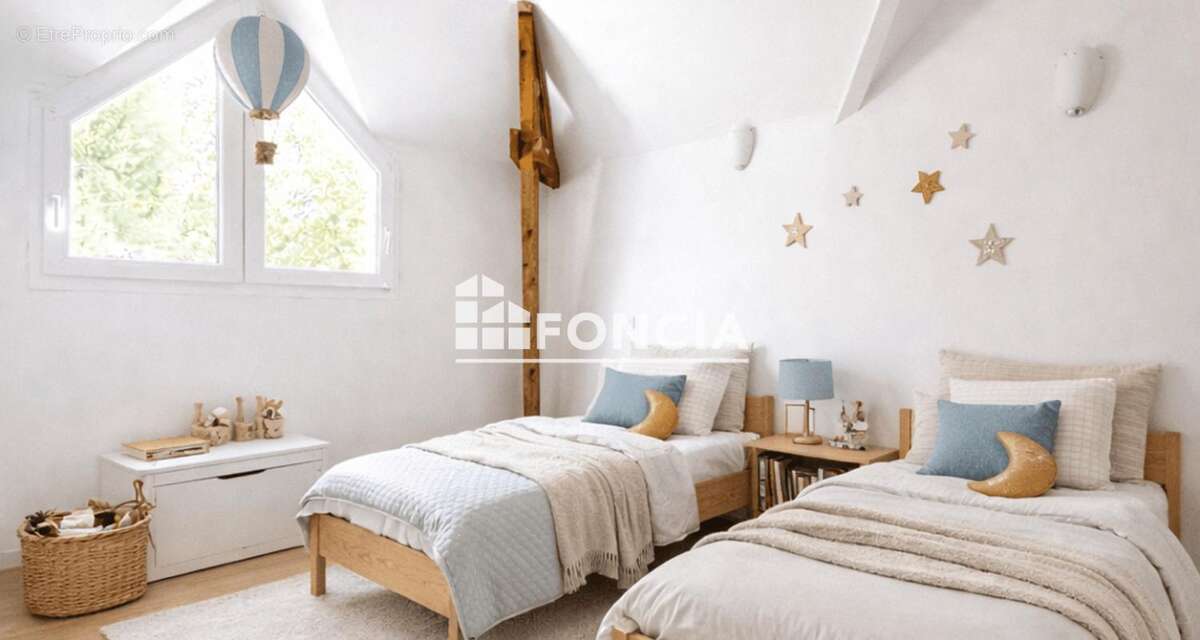 Appartement à LA RIVIERE-SAINT-SAUVEUR