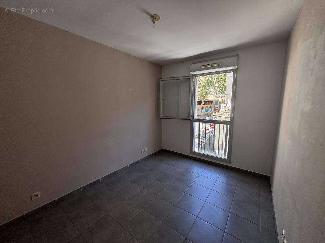 Appartement à MARSEILLE-2E