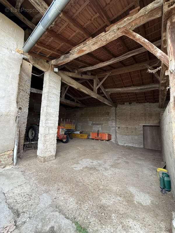Maison à GARNERANS