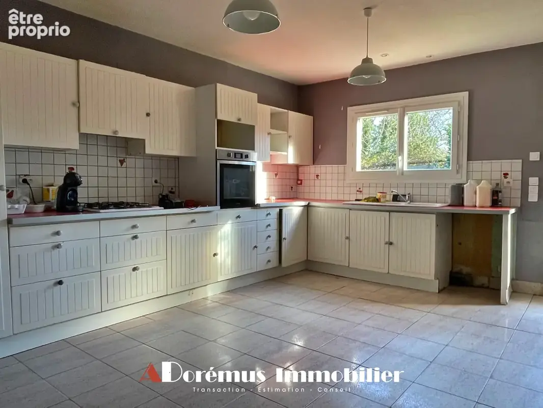 BOULIAC CENTRE   Grande maison familiale avec piscine, logement indépendant et jardin sans vis-à-vis - photo 6