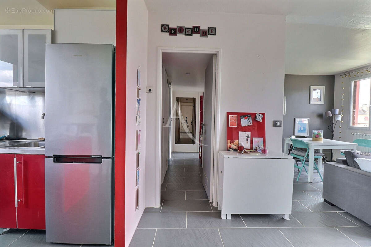 Appartement à LE MESNIL-LE-ROI
