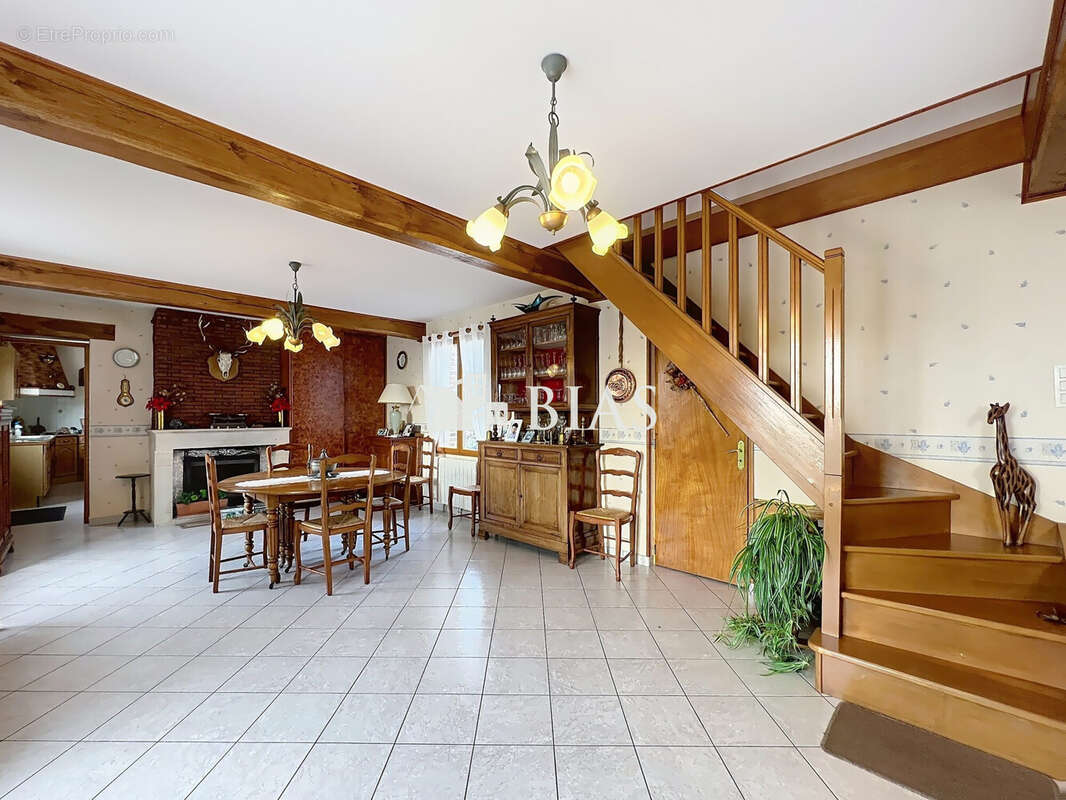 Maison à BERNAY