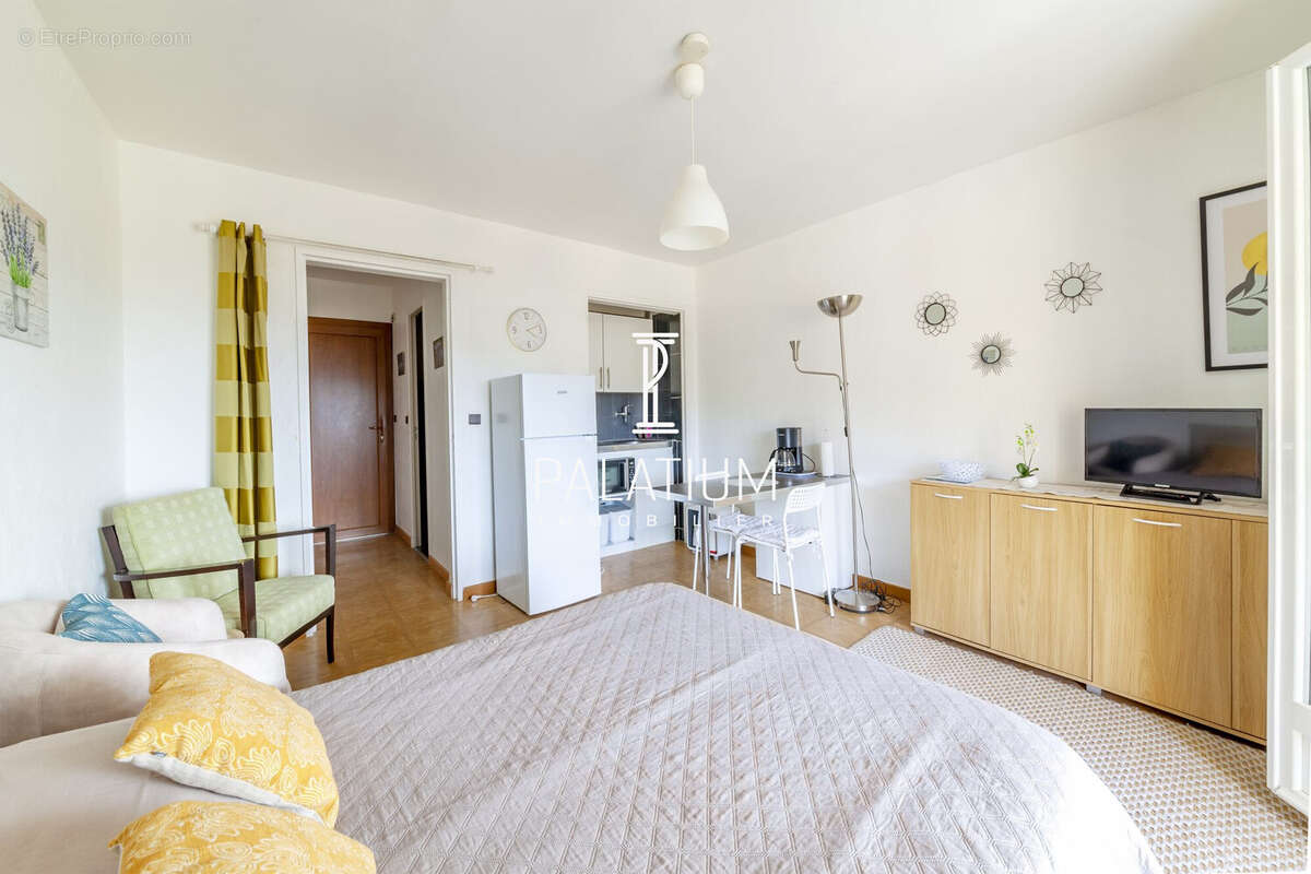 Appartement à GREOUX-LES-BAINS