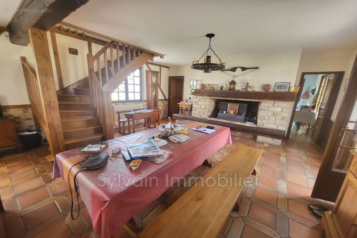 Maison 120 m² à Hanvoile  - photo 3