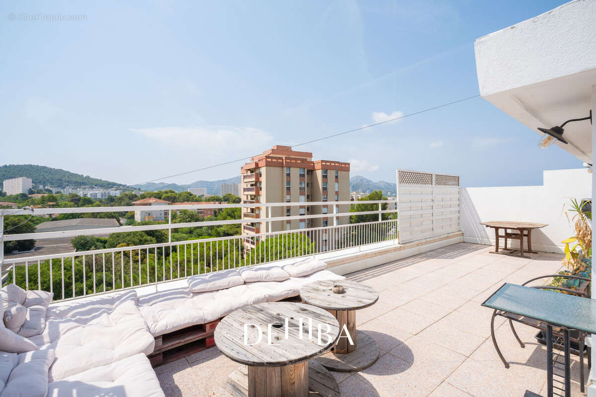 Appartement à MARSEILLE-9E