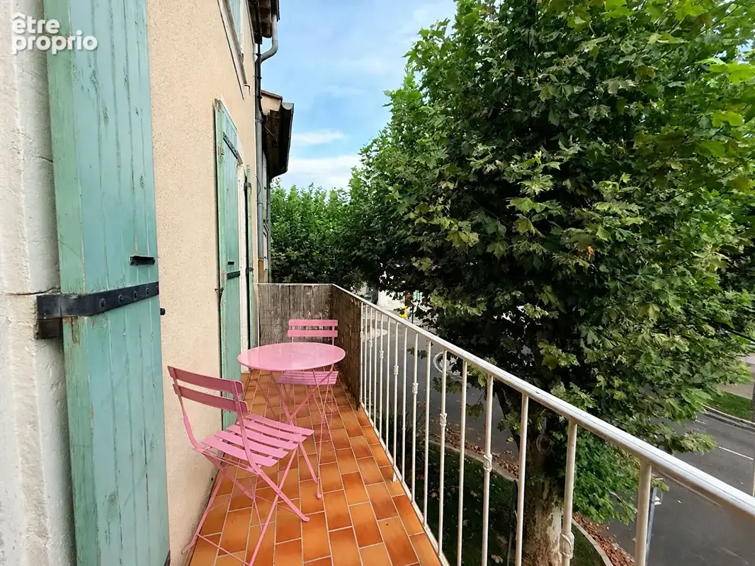 Immeuble de rapport - 7 pièces - 103m² - photo 2