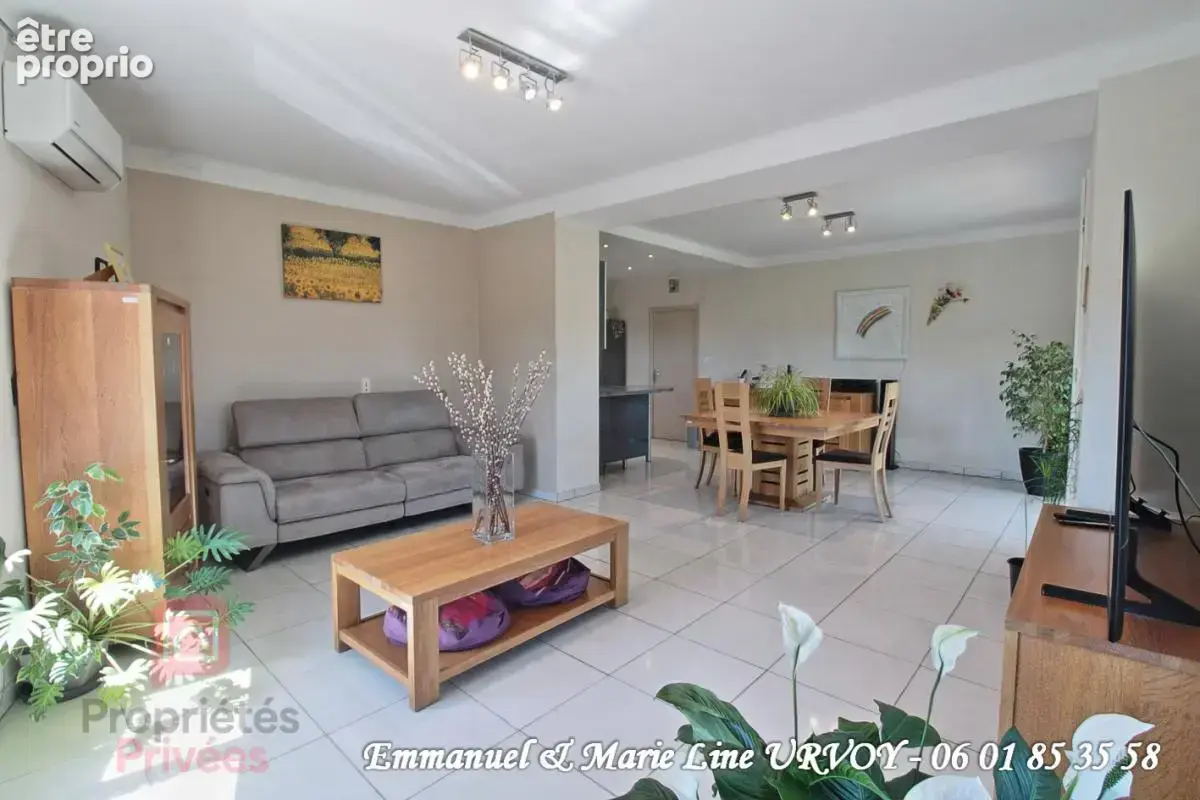 NOVES 13550: Appartement T5 avec véranda et Terrasse - photo 3