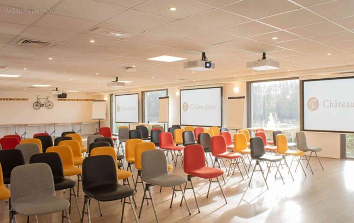 INVESTISSEMENT LOCATIF  SEINE-PORT  Résidence Affaires Châteauform - Les Berges de Seine - 7.89% de rentabilité - photo 13