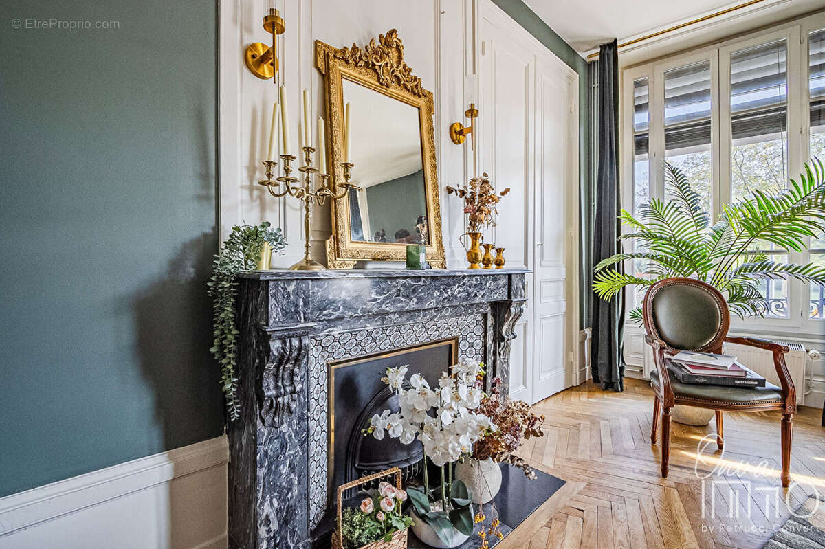 Appartement à LYON-9E