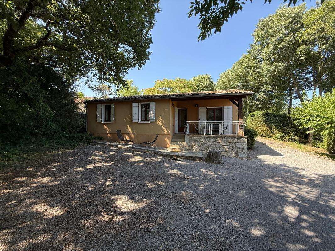 Maison à SAINT-ALBAN-AURIOLLES