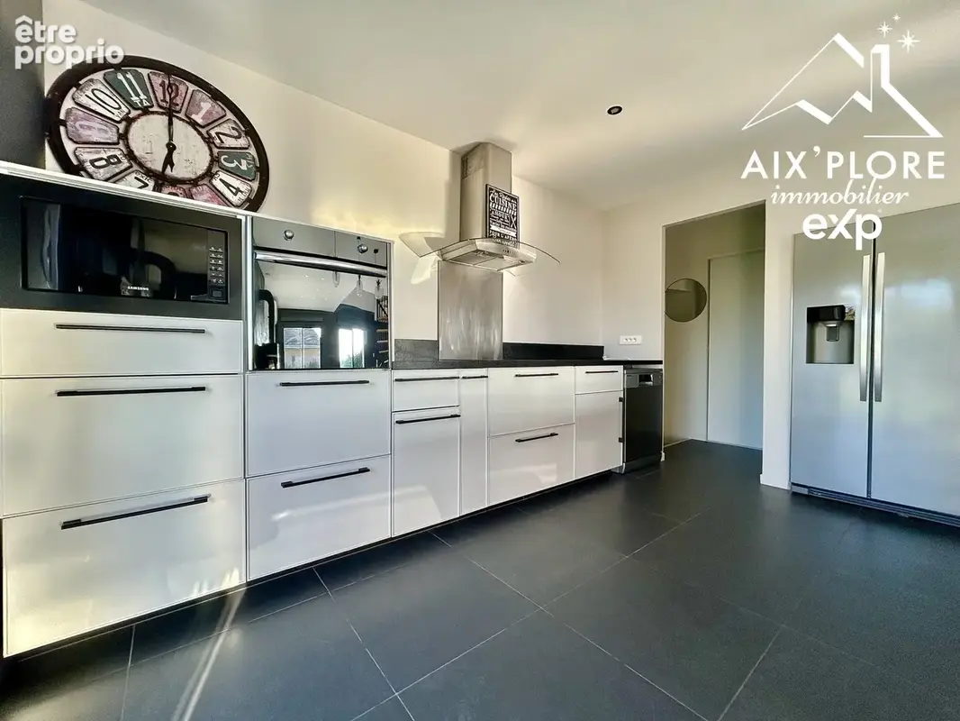 Maison 120 m² à Saint-Genix-Sur-Guiers  - photo 7