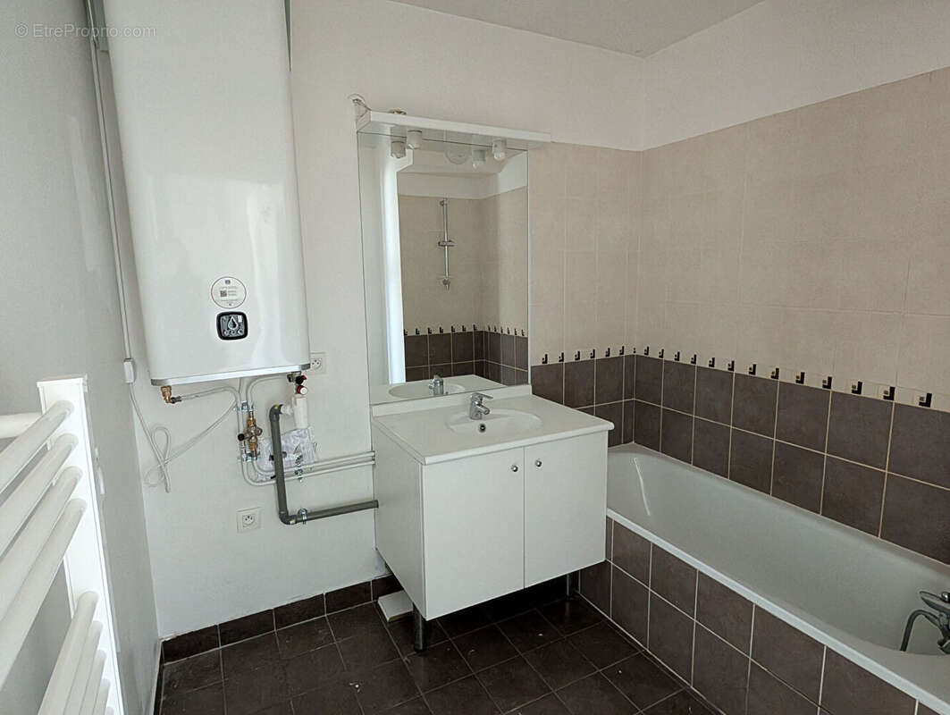 Appartement à VENISSIEUX