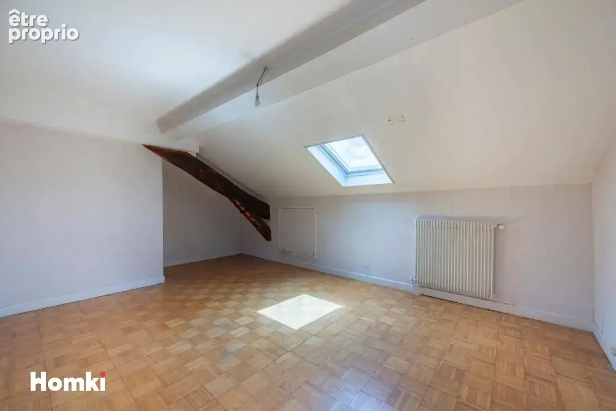 Immeuble de 702 m² Rendement 9%  Rue de la Jomayère - photo 14