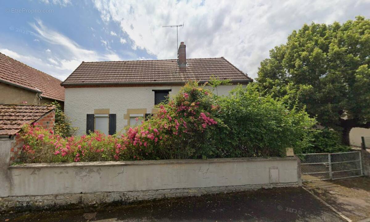 Maison à MAGNY-COURS