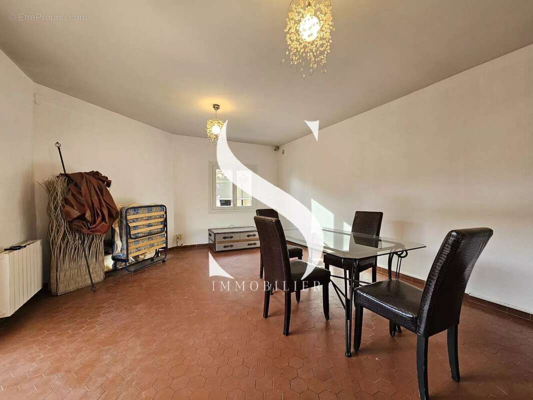 Maison à VALLAURIS