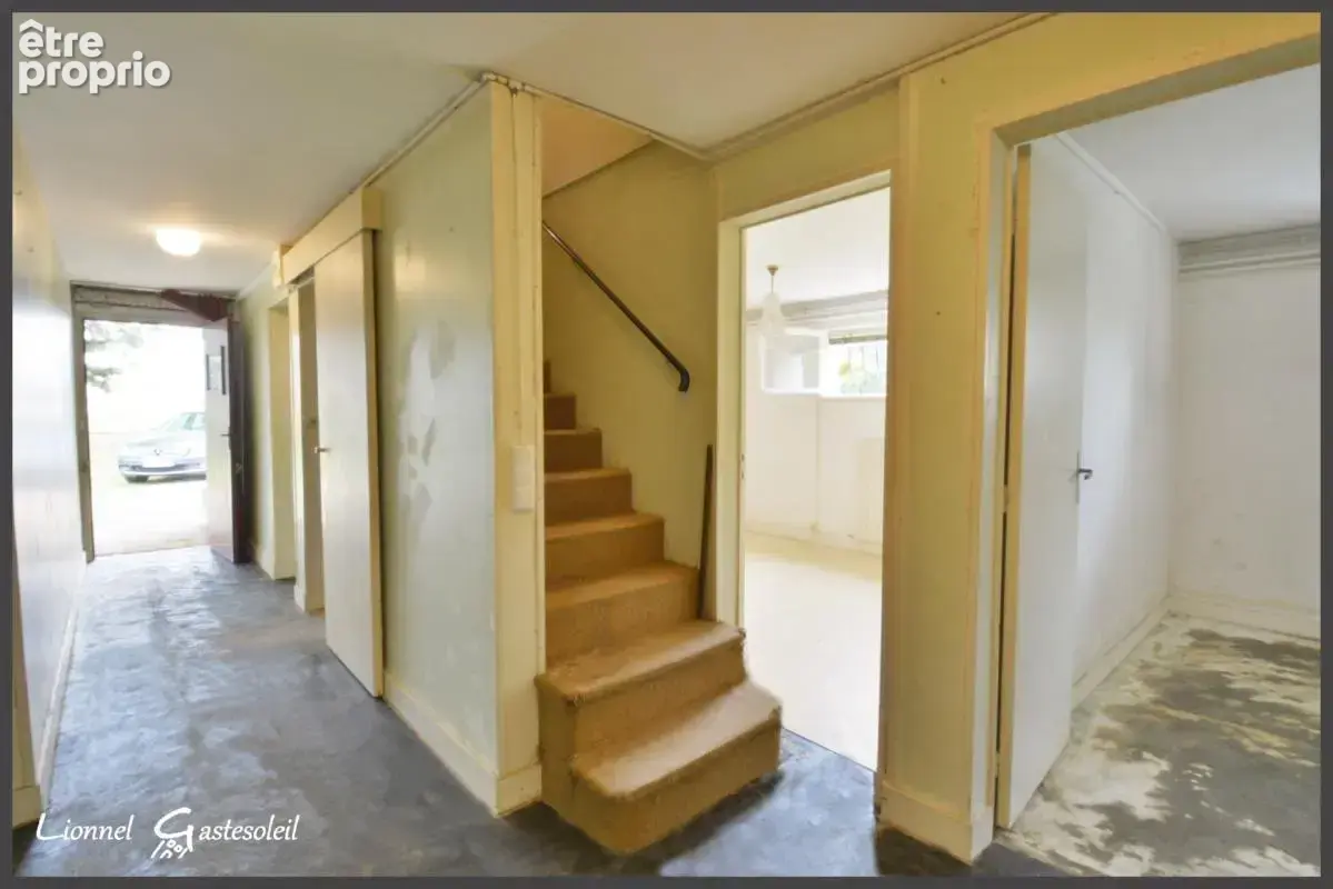 Maison à vendre 9 pièces d’environ 188 m² 7 chambres avec garage à Port-Sainte-Foy-et-Ponchapt (24) - photo 16