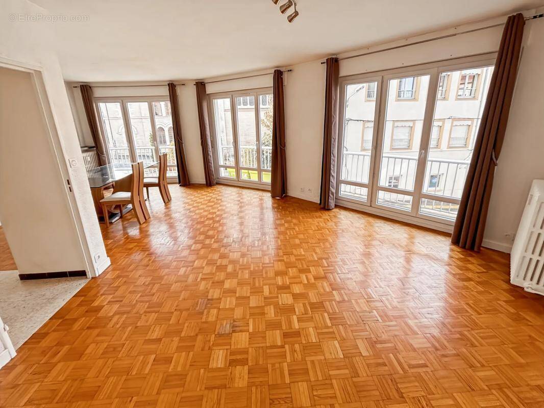 Appartement à SAINT-CHAMOND