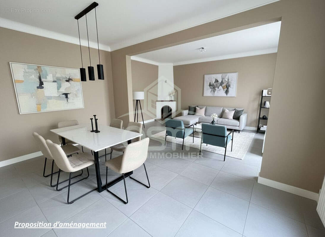 Maison à SAINTE-MAURE-DE-TOURAINE