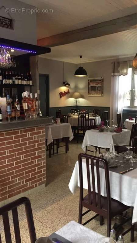 Commerce à SAINT-LEGER-EN-BRAY