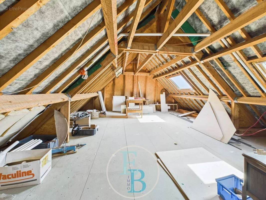 Maison à COLLEVILLE-SUR-MER