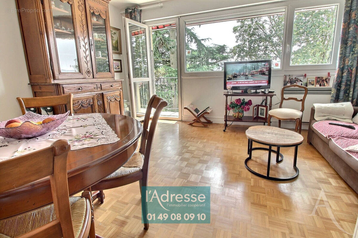 Appartement 3 pièces 64 m² · à Chevilly-Larue · 63,5 m² · 245 000 €