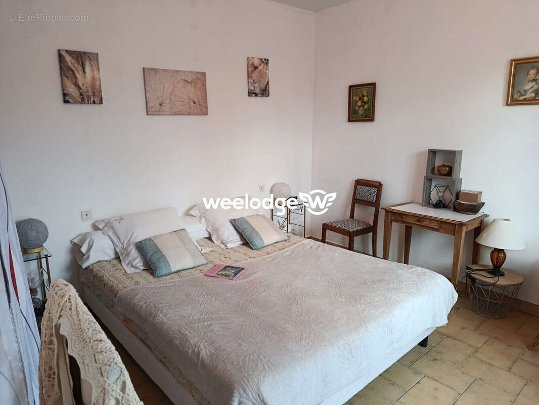 Maison à MONTGIVRAY