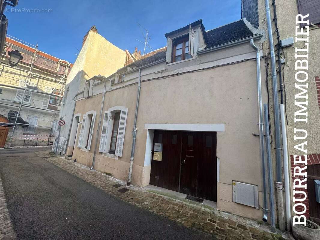 Appartement à JOIGNY