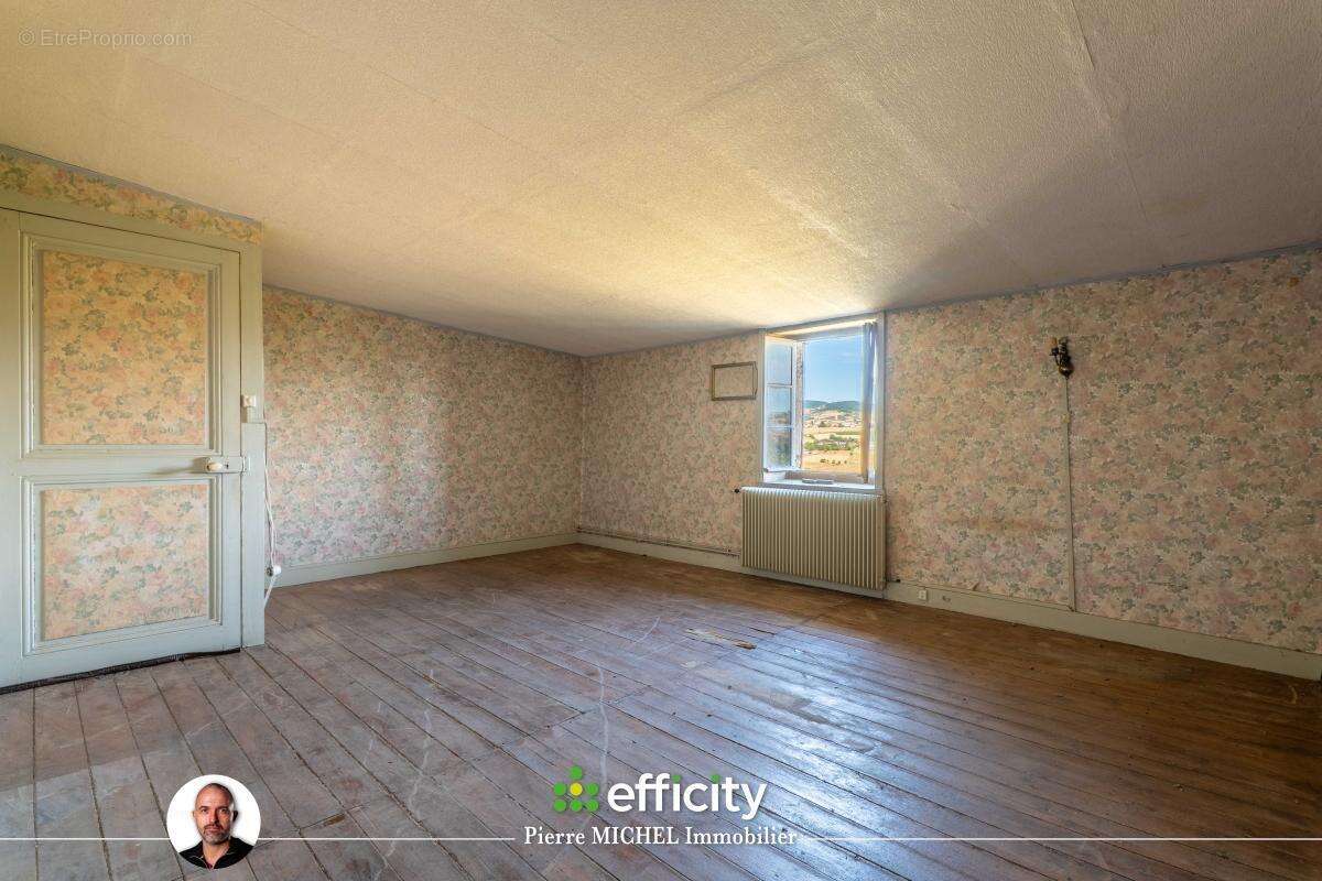 Maison 4 pièces 113 m² à vendre à Chevinay (69210) - photo 17