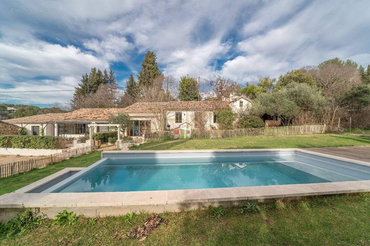 Maison à NIMES