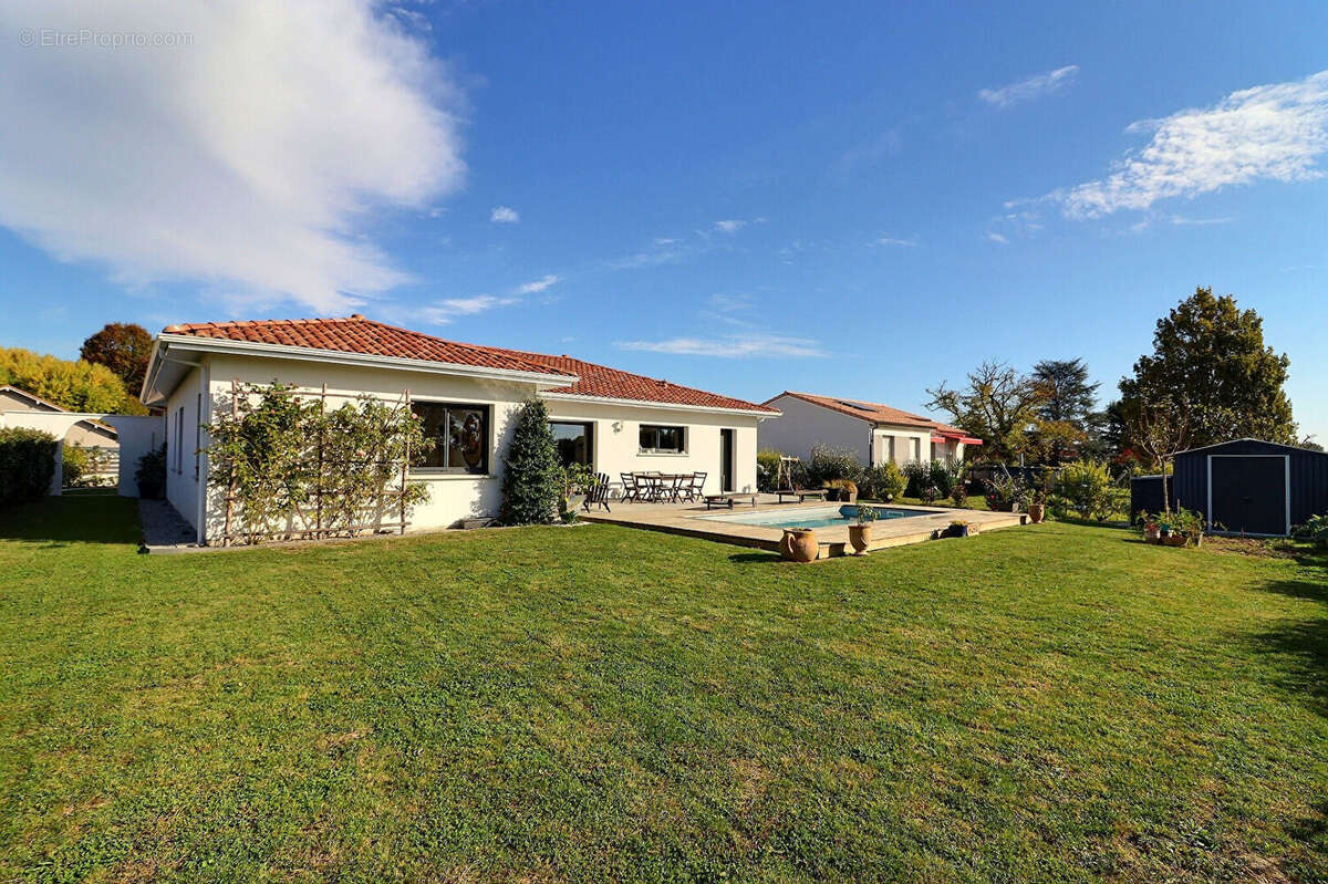 Maison à SAINT-SEVER