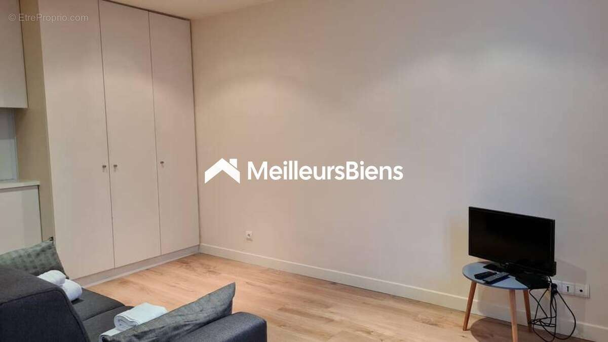 Appartement à PARIS-6E