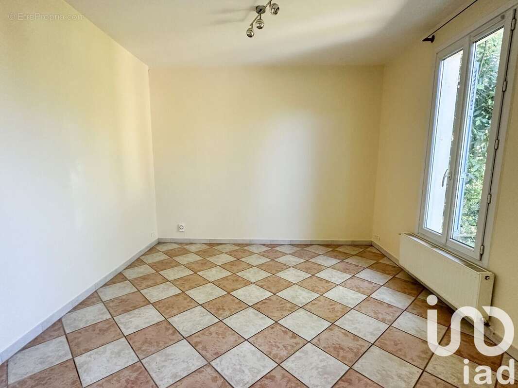 Photo 5 - Maison à DAMMARIE-LES-LYS