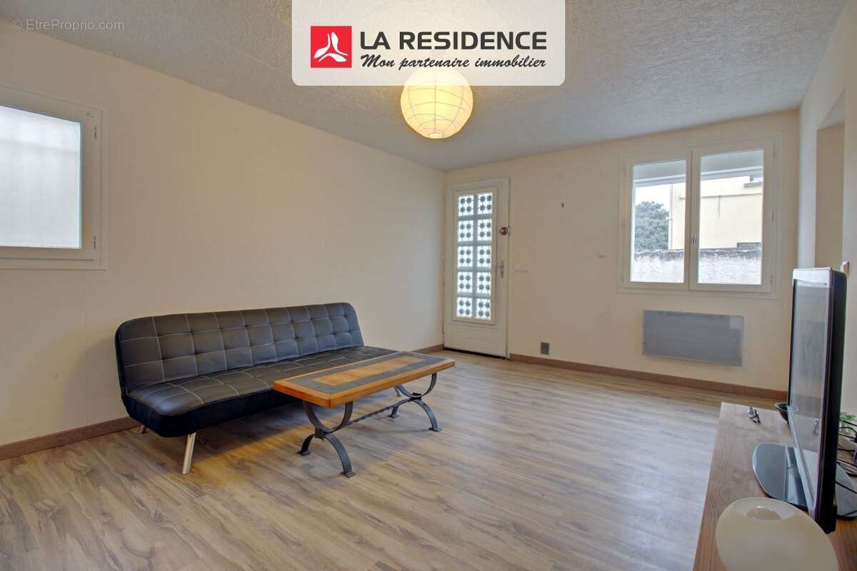 Appartement à HOUILLES