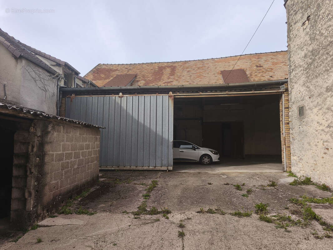 Appartement à SAINT-ARNOULT-EN-YVELINES