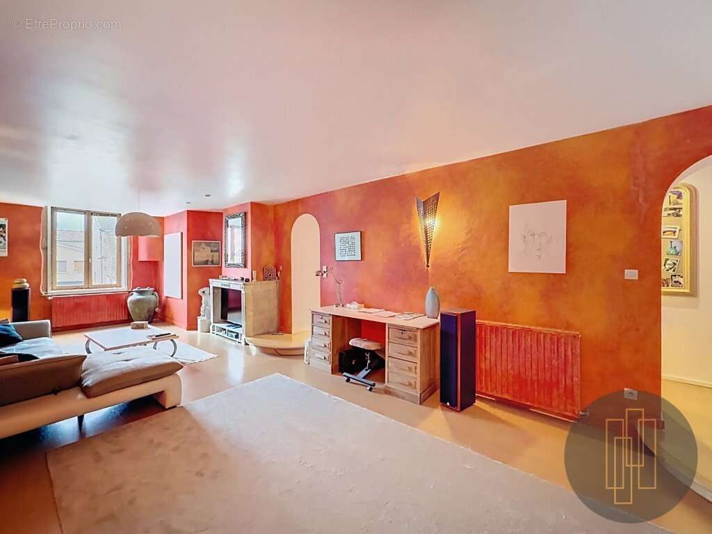Exclusivité - Villefranche hypercentre - Appartement de charme - T4- 132.76 m² - photo 3