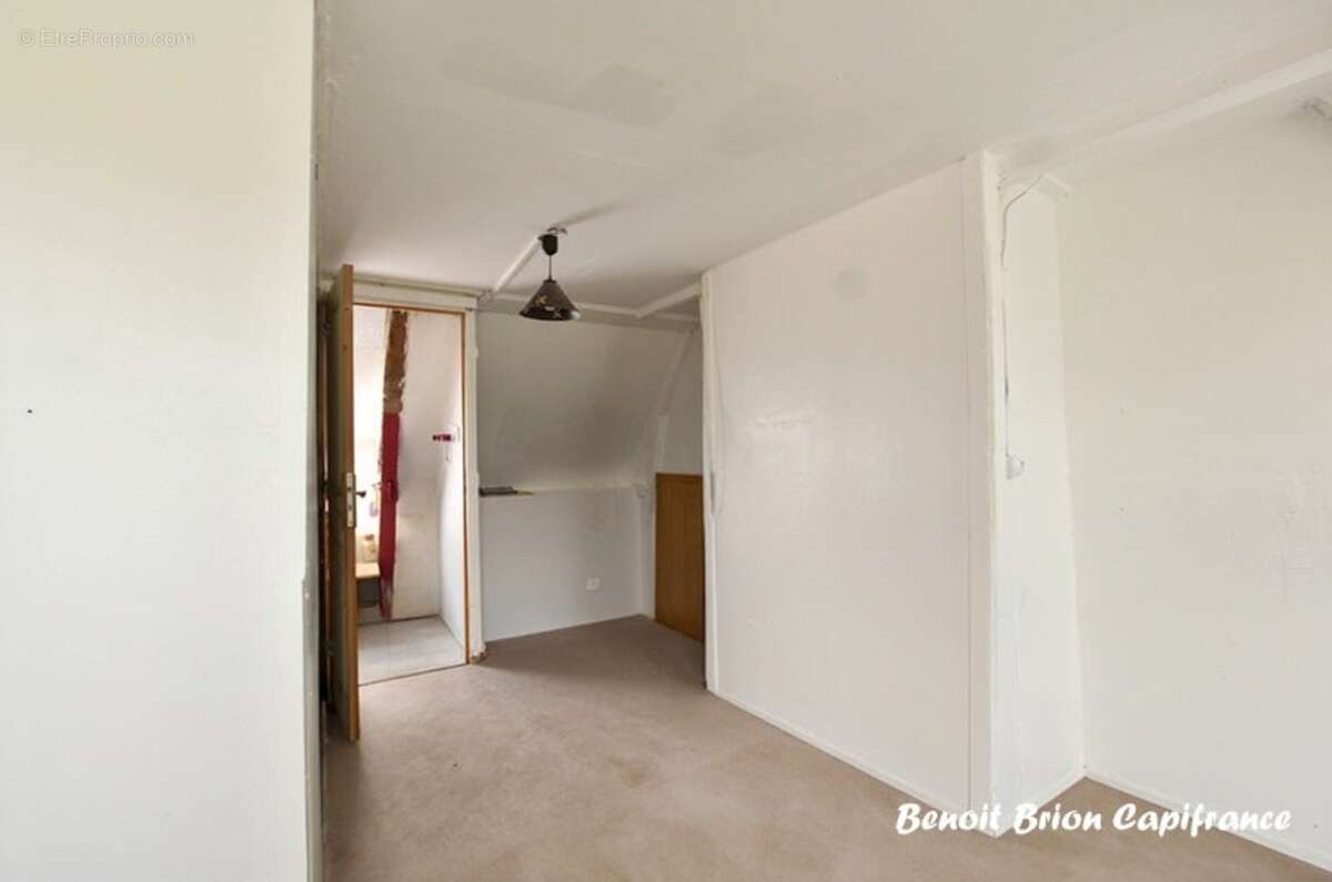 Maison de caractère 120 m² – 5 chambres – Dépendance 50 m² – Proche Rennes - photo 13