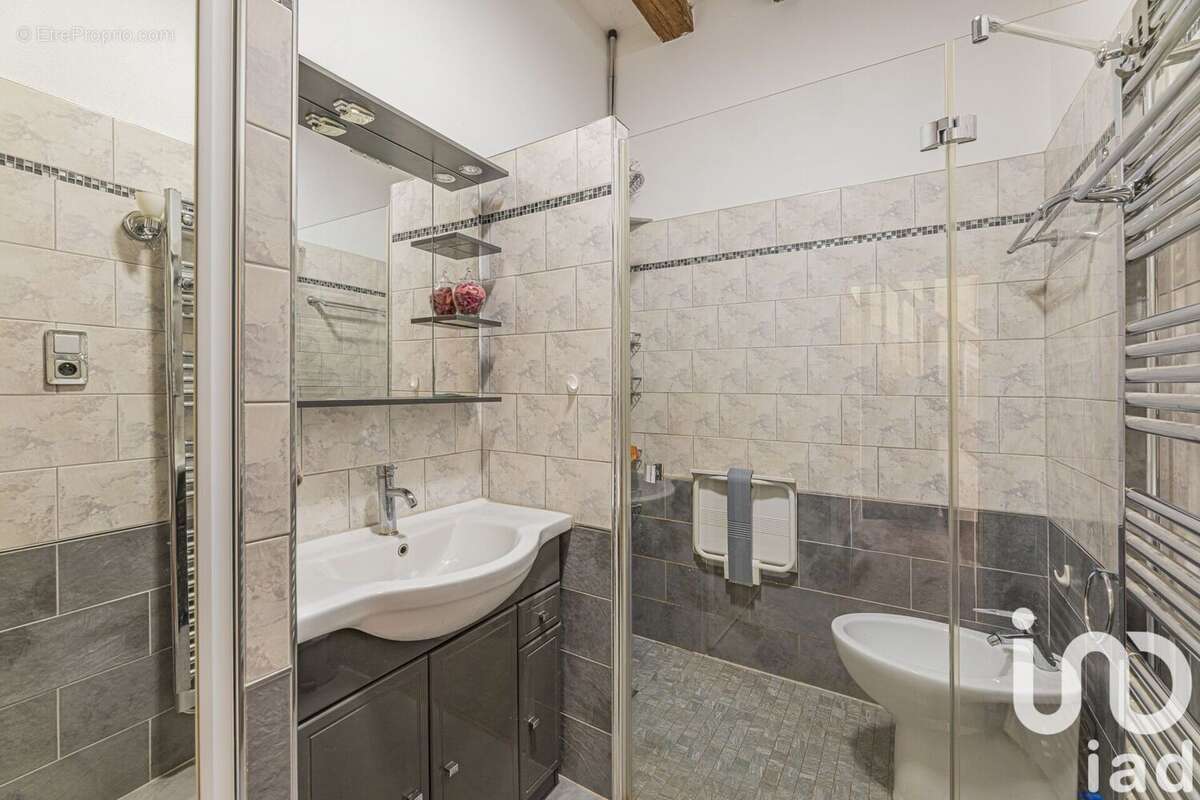 Photo 8 - Maison à NEUILLE-LE-LIERRE