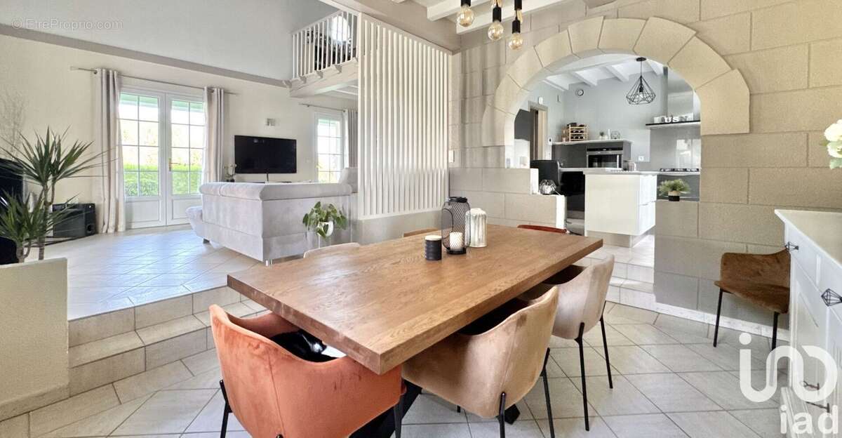 Photo 4 - Maison à SAINT-GERMAIN-DU-PUCH