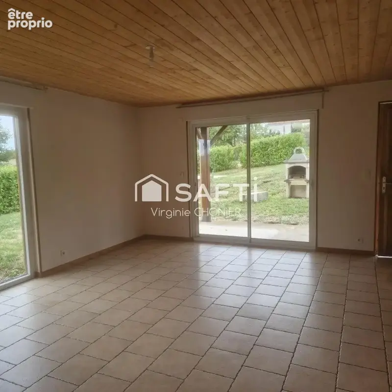 Photo 1 - Maison à CREUZIER-LE-NEUF
