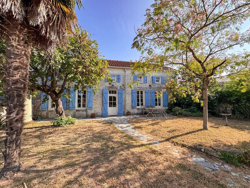 Maison à BRESDON