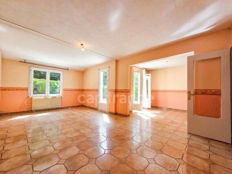 Maison à vendre 6 pièces  (71) - photo 2