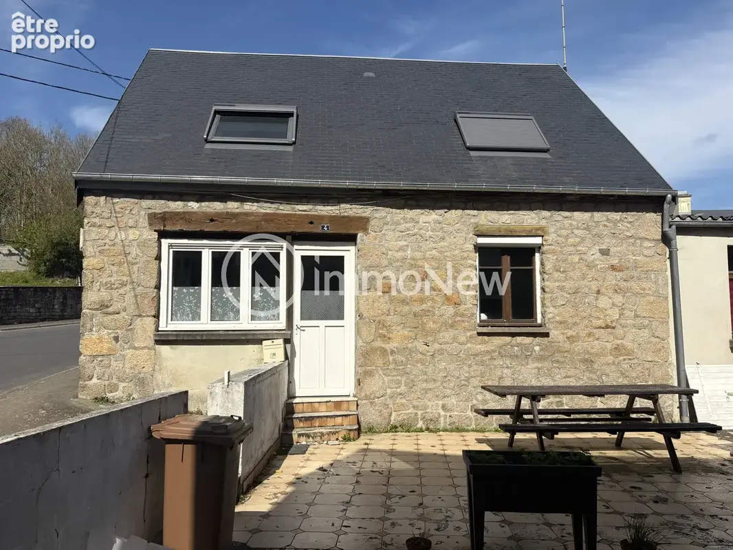 Photo Maison à Villedieu-Les-Poeles au prix de 123 700€