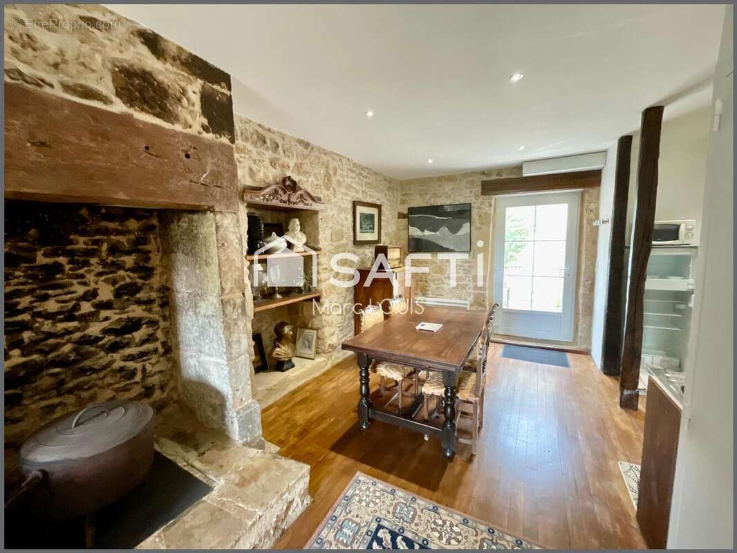 Photo 2 - Maison à MEYRALS