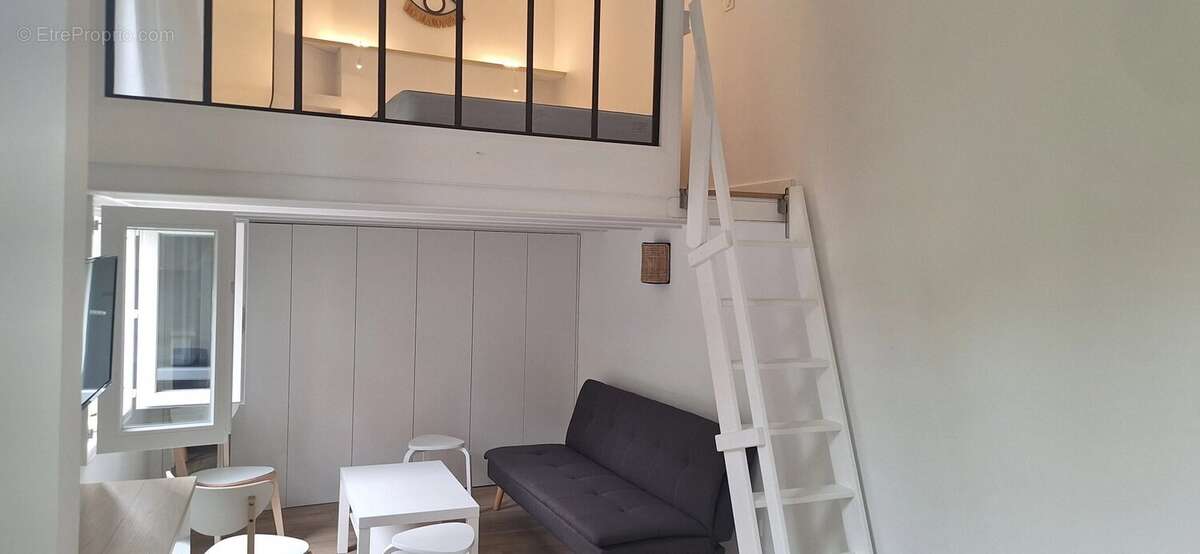 Appartement 36 m² à Marseille-8e  - photo 2