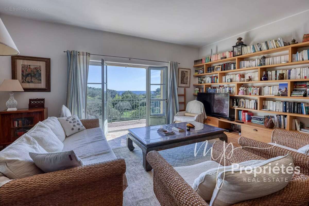 Maison à RAYOL-CANADEL-SUR-MER