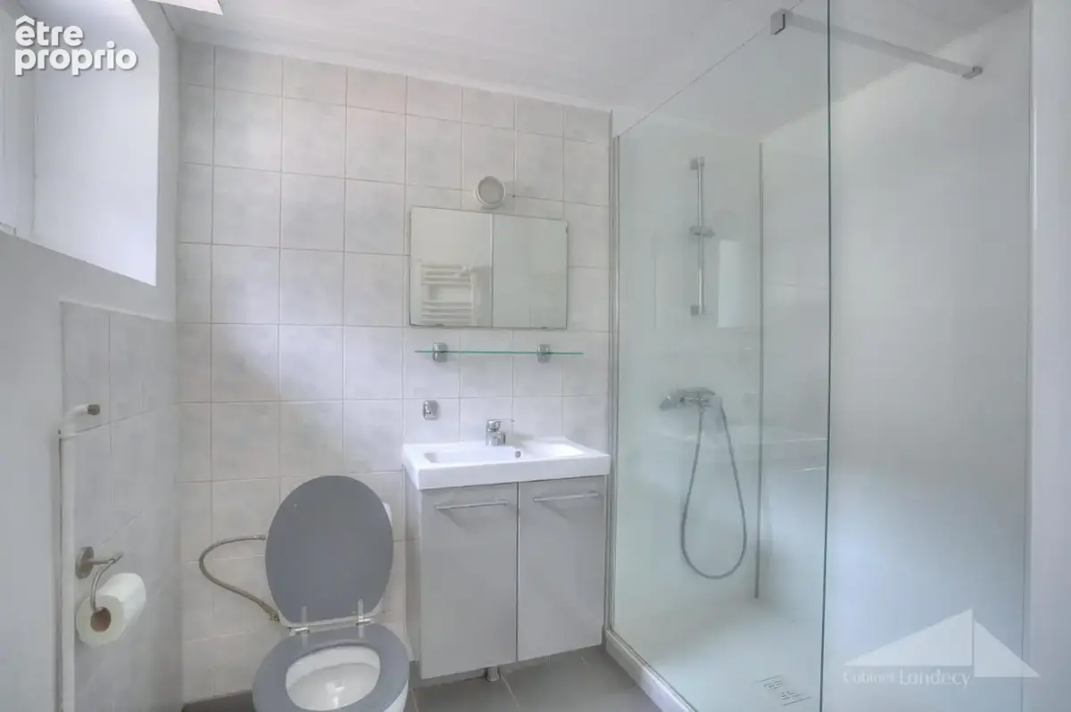 Maison 115 m² à Collonges  - photo 9